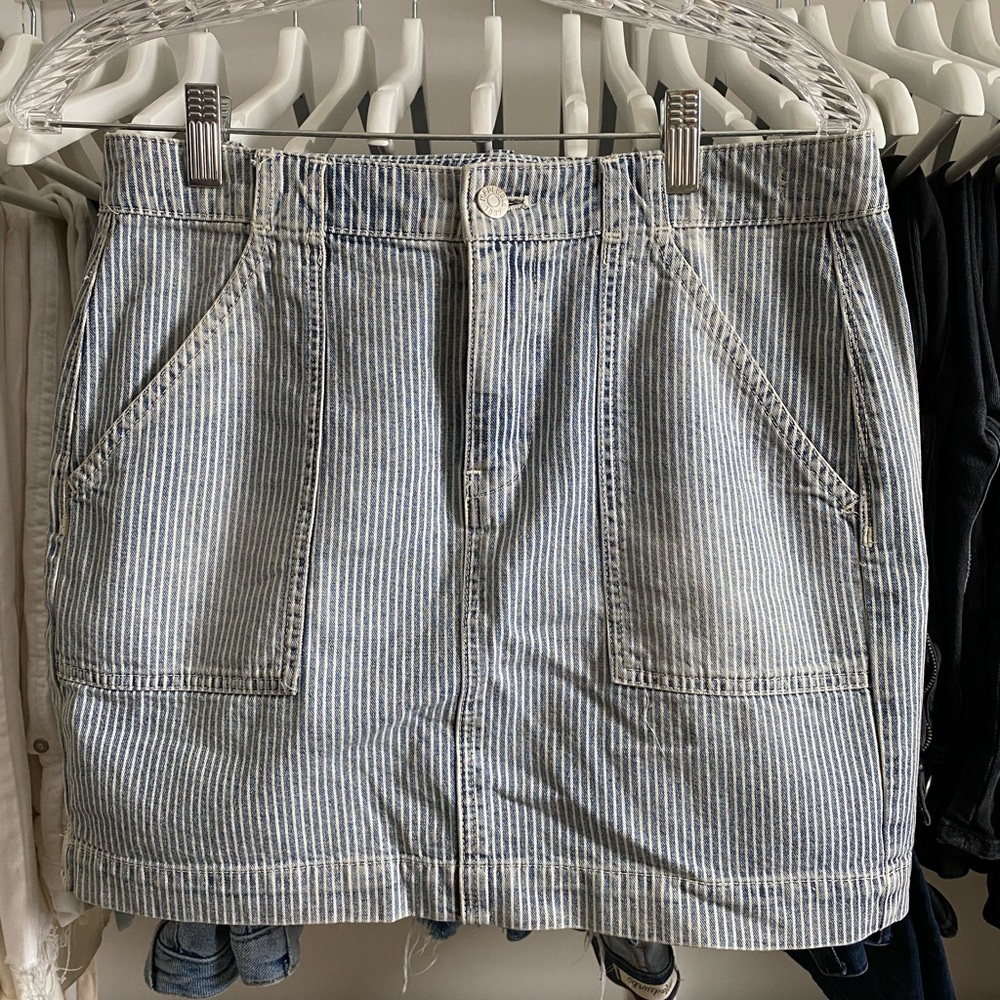 Madewell Denim Skirt w/ Pockets